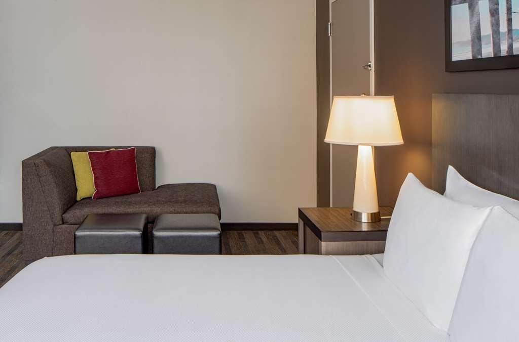 Hyatt House New Orleans Downtown Hotel Стая снимка