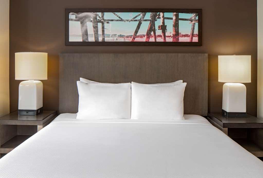 Hyatt House New Orleans Downtown Hotel Стая снимка